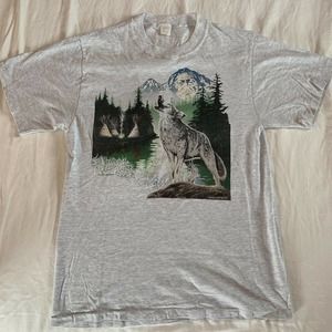 Vintage 90s Native American Wolf Graphic T-Shirt